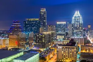 Austin, Texas, USA rooftop skyline at dusk