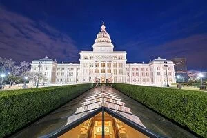 Images Dated 2nd February 2018: Austin, Texas, USA at the Texas State Capitol at night