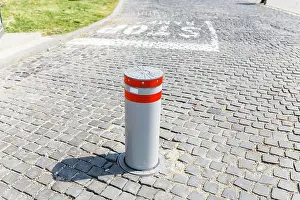 Road Asphalt Prints: Automatic Pillar for fencing the Parking or blocking roads in modern city