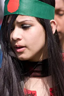 Entertain Prints: bangadeshi bandana headband woman traditional dress bengali Baishakhi Mela Banglatown brick lane east london england uk