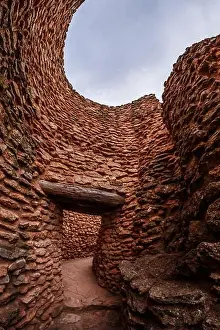 Concentric Prints: bathing between the walls in the motilla del Azuer