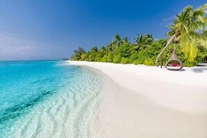 Images Dated 9th January 2017: Beautiful beach and tropical sea. Wonderful beach nature, Maldives scenery
