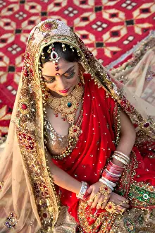 Beautiful Woman Prints: Beautiful Indian bride in traditional wedding dress