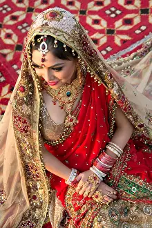 Beautiful Woman Prints: Beautiful Indian bride in traditional wedding dress