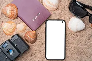 Passport Prints: Bezel-less smartphone, passport