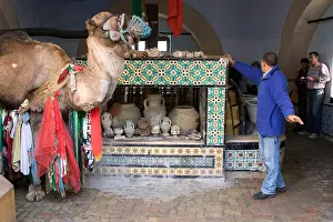 Tunisia Prints: Bir Barouta, Kairouan, Tunisia