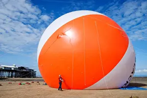Catching Prints: Blackpool now holds the Guiness World Record for the biggest beach ball in history
