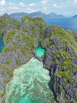 Droneshoot Prints: Boat tour from El Nido, Palawan, drone shoot in Philipinnes