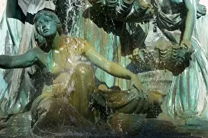 Greenish Prints: bronze patina on a sculpture in a Chicago park