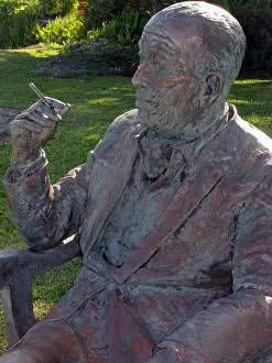 Bronze Statue Prints: A Bronze Statue of Noël Coward Overlooking The Caribbean From His Firefly Estate Home In Port Maria Jamaica Stock Photo