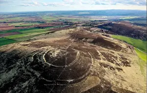 Tayside Prints: Brown Caterthun. Complex prehistoric 2000+ years structure
