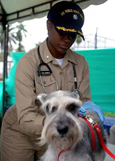 Medical Treatment Prints: BUENAVENTURA, Colombia (Aug. 25)
