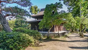 Yamanashi Prints: Butsuden (Buddha Hall) of Seihakuji Temple in Yamanashi