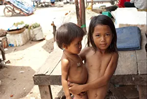 Cambodian children on the street