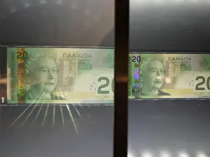 canada paper currency counterfeit twenty dollars