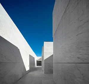 Casa Prints: Casa Mortuarias - Mortuary, Alhandra