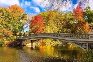 Images Dated 4th November 2016: Central Park, New York City, USA at the Lake in autumn season