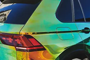 Wrap Prints: Chameleon holographic colour car