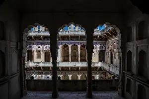 Sari Prints: The characteristic Haveli, the stately homes of northern Rajasthan