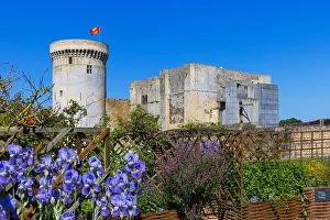 Stronghold Prints: The Chateau de Falaise (12th-13th centuries)