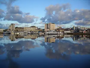 Architecture View Prints: Cherbourg, Bassin de commerce sous le soleil d'hiver (2)