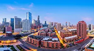 Chicago, Illinois, USA downtown cityscape panoram at dusk