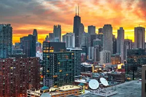 Chicago, Illinois, USA downtown roooftop skyline at dawn