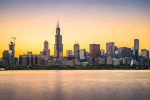 Images Dated 16th May 2018: Chicago, Illinois, USA downtown skyline from Lake Michigan at dusk
