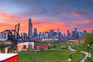 Chicago, Illinois, USA park and downtown skyline at twilight
