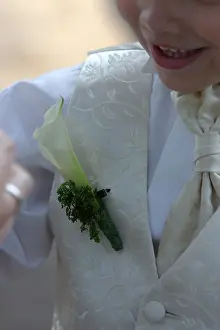 Veil Prints: Child cloth detail