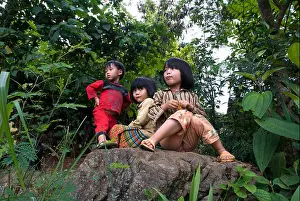 Headwear Prints: Children in the way of Sapa to the nearby villages of Lao Chai and Ta Van. Vietnam