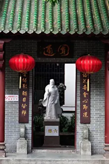 Guangdong Prints: China Guangdong Province Guangzhou Six Banyan Temple