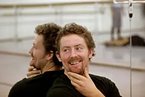 Mann Prints: Choreograph Nick Hobbs