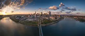 Cincinnati downtown aerial view, Ohio, USA skyline