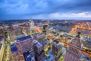 Images Dated 5th November 2017: Cincinnati, Ohio, USA cityscape at twilight