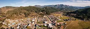 Country Living Prints: City of Powers, Oregon in the Rogue River Siskiyou National Forest