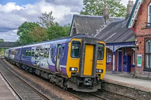 Class 156 Super Sprinter at Sankey station