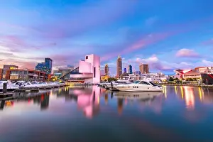 Cleveland, Ohio, USA downtown city skyline and harbor at twilight
