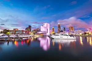Cleveland, Ohio, USA downtown city skyline and harbor at twilight