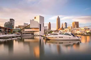 Cleveland, Ohio, USA downtown city skyline and harbor at twilight