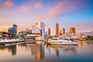 Cleveland, Ohio, USA downtown city skyline and harbor at twilight