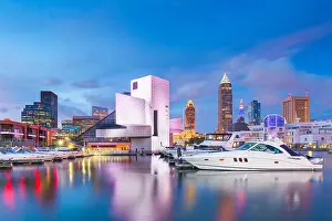 Cleveland, Ohio, USA downtown city skyline and harbor at twilight