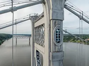 Close-up aerial photo of the Franklin Delano Roosevelt Mid-Hudson Bridge over the Hudson River, Poughkeepsie NY