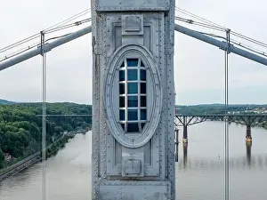 Close-up aerial photo of the Franklin Delano Roosevelt Mid-Hudson Bridge over the Hudson River, Poughkeepsie NY