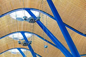 Beams Prints: Close up of the vault of the Madrid Airport