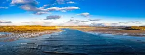 The coast between Kiltoorish bay beach and the Sheskinmore bay between Ardara and Portnoo in Donegal - Ireland