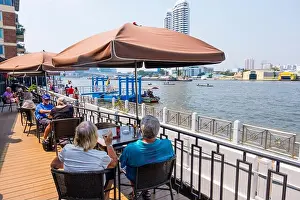 Seating Prints: Coco Chaophraya, bar and restaurant