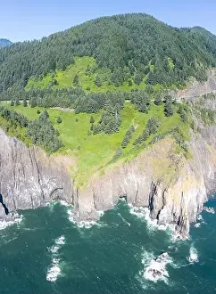 The cold water of the Pacific Ocean meets the rugged yet beautiful coastline of Oregon just north of the town of Manzanita