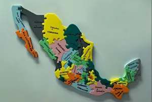 Colorful jigsaw map of Mexico puzzle showing Mexican states and major cities