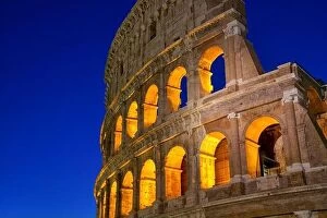 Images Dated 10th January 2017: Colosseum at sunset, Rome. Rome best known architecture and landmark